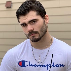 Meet your Posher, Benjamin